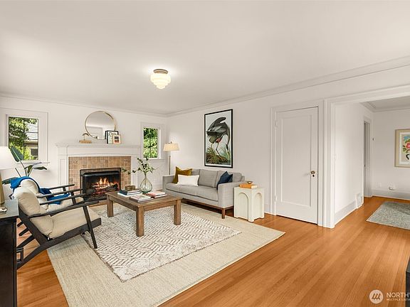 4th image of 1914 3rd Avenue N