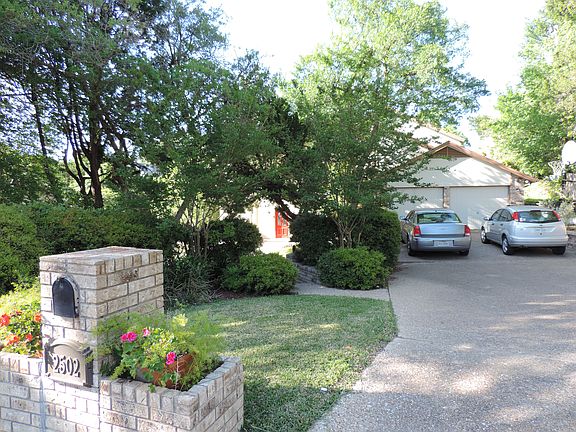 3rd image of 2502 Canyon Cliff Dr