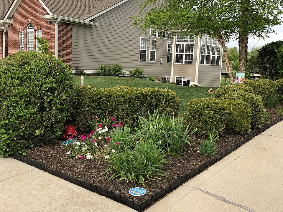 1st image of 12655 Broadmoor Ct S