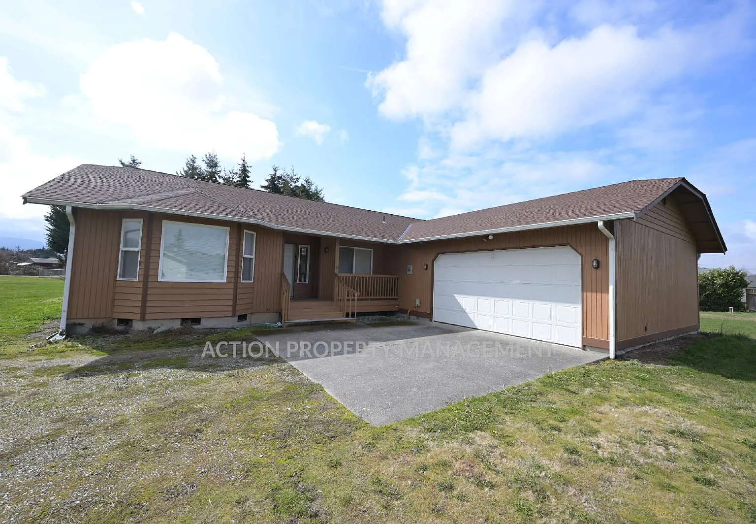 3 bed, 2.0 bath, 1844 sqft, $2,500 — Photo 1