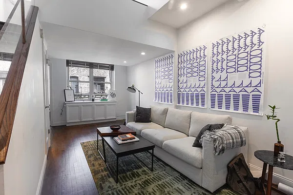 Rented by SERHANT. | media 1