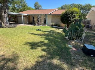 114 Meadow Hl, Converse, TX 78109