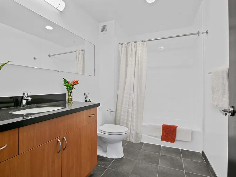 Packard Lofts — Photo 18