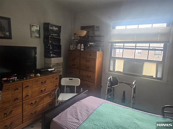 5th image of 412-432 Broadway #5C