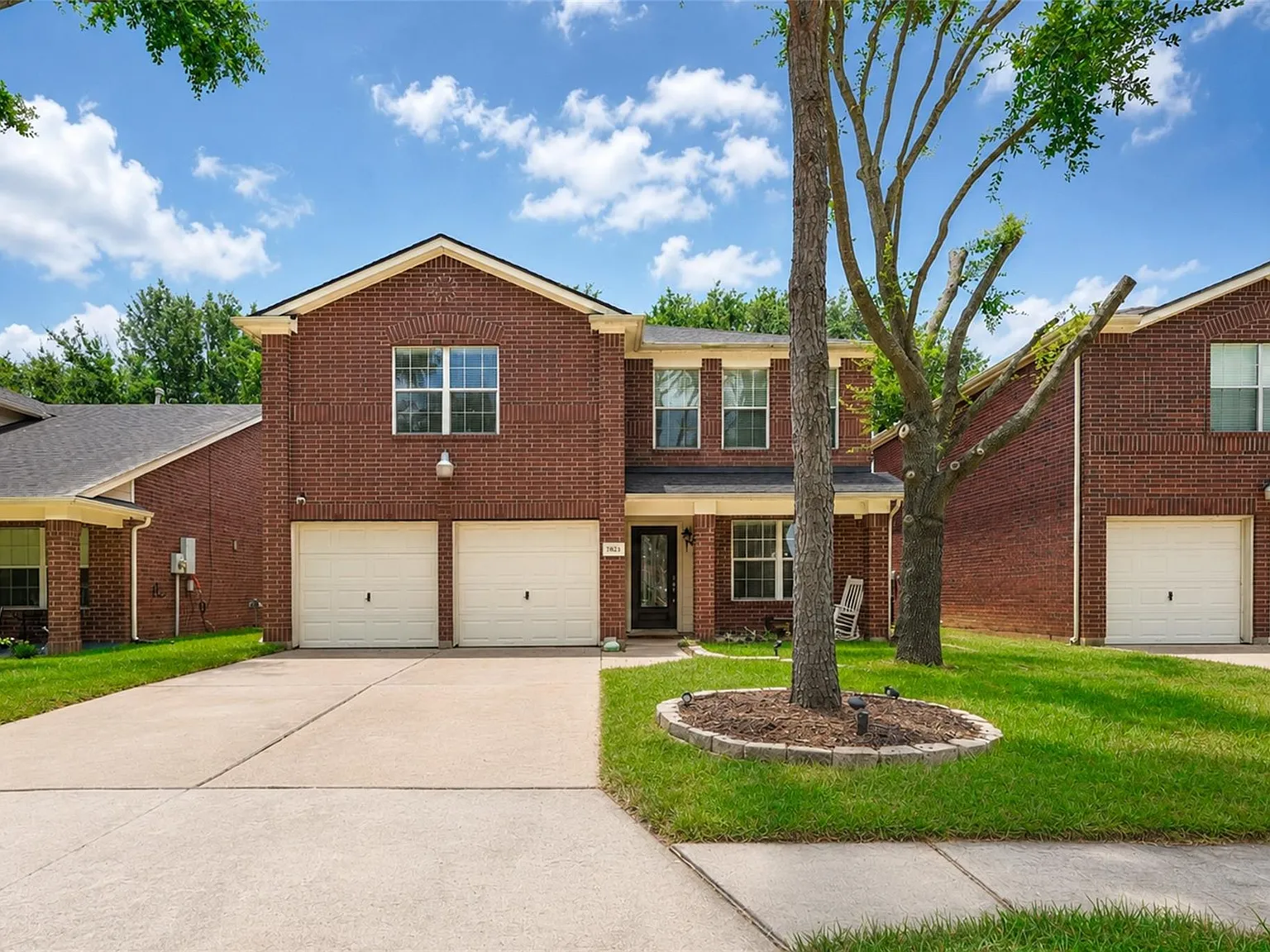 4 bed, 2.5 bath, 3175 sqft, $2,800 — Photo 4