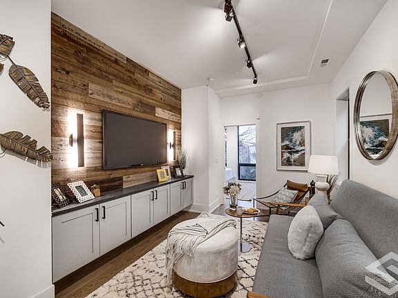 5th image of 6523 S Minerva Ave #2E