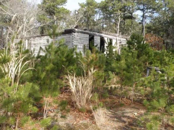 39 Jernegan Pond Rd, Edgartown, MA 02539