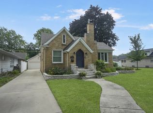 304 Ingleside Ave, Aurora, IL 60506