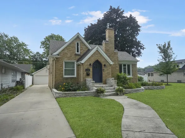 304 Ingleside Ave, Aurora, IL 60506