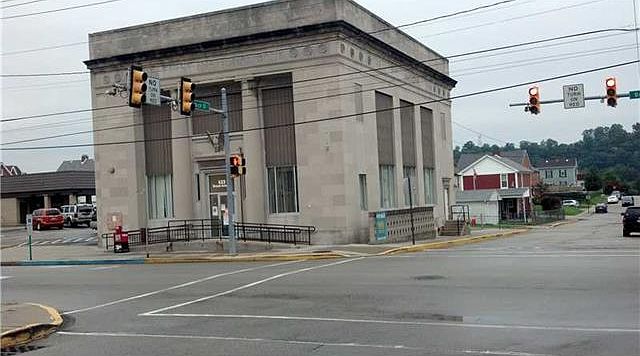 1st image of 433 Broad Ave