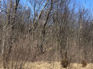 Lavender Ct, Fenton, MI 48430