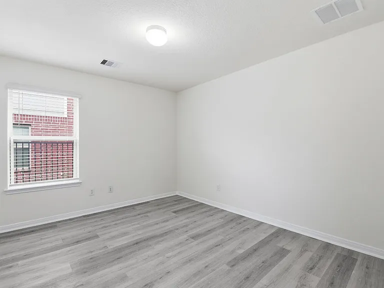 10433 Russell Pines Dr — Photo 5