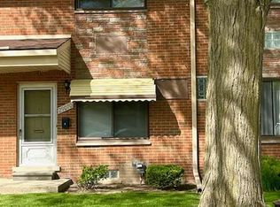 29070 Tessmer Ct, Madison Heights, MI 48071