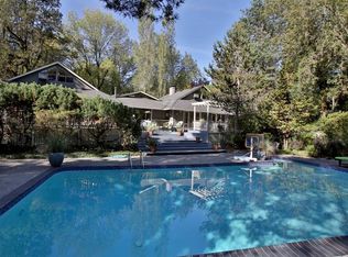 12534 S Iron Mountain Blvd, Portland, OR 97219