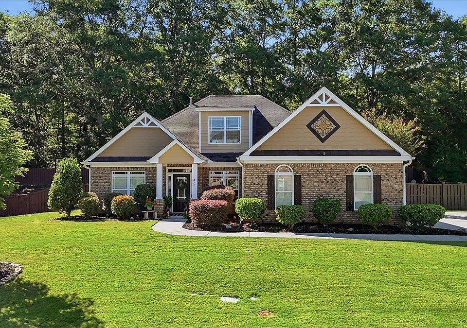 1st image of 221 Montalcino Way