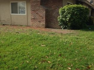 1144 W 9th St APT A, Corona, CA 92882