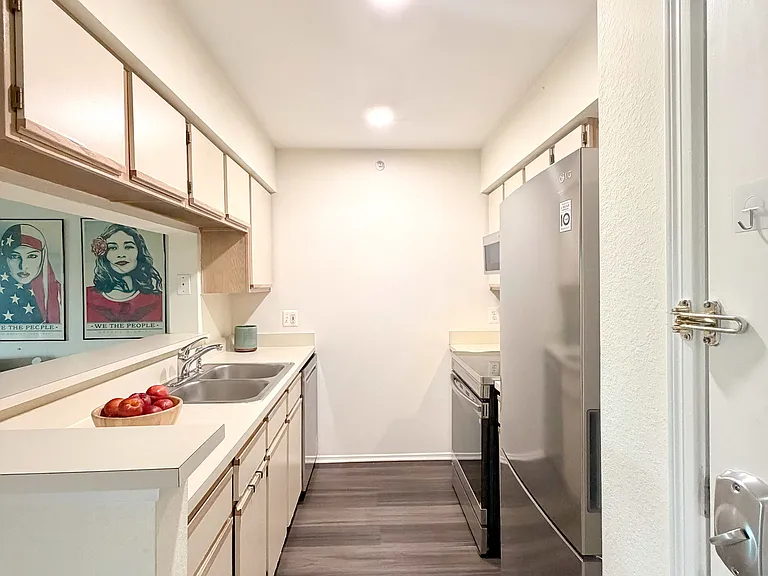 3315 Wyndham Cir #4229 — Photo 9