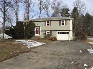 130 Williams St, Taunton, MA 02780