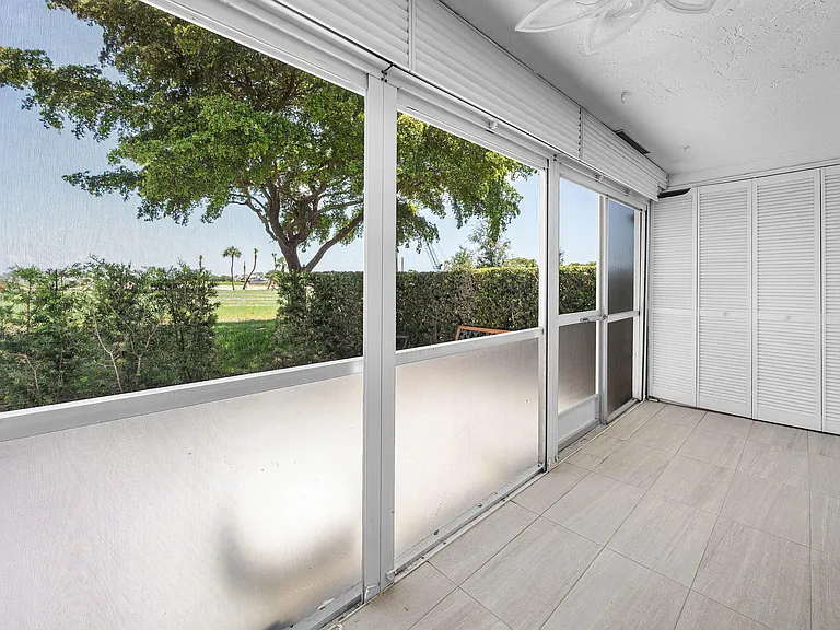 2303 Lowson Blvd #D — Photo 22