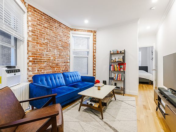 3rd image of 227 W 16th St #4W