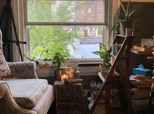 1706 Pine St, Philadelphia, PA 19103