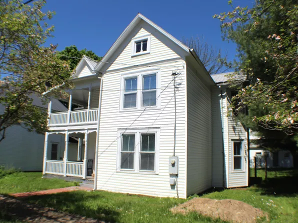 614 2nd Ave, Marlinton, WV 24954