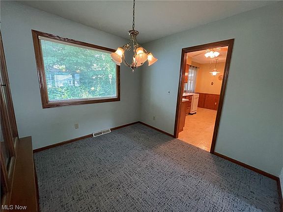 5th image of 7364 Larkspur Dr