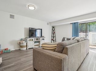 (Undisclosed Address), Edison, NJ 08837