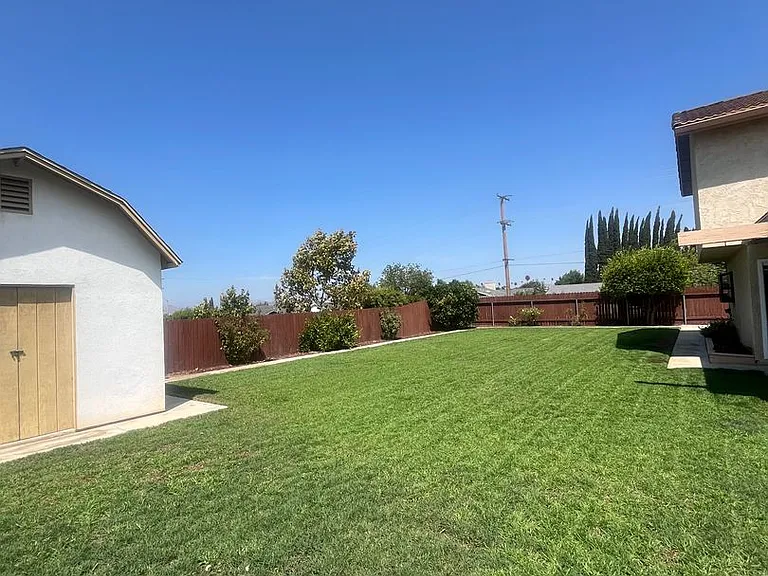 613 Santa Paula St — Photo 11