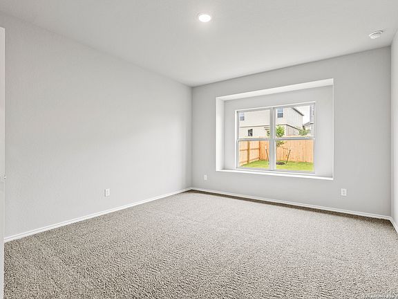 5th image of 4454 Tourmaline Way
