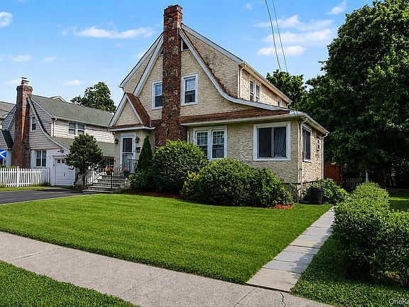 2nd image of 31 Brookdale Avenue