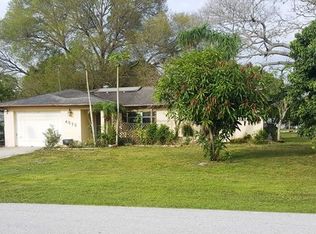 4575 Galway Dr, Sarasota, FL 34232