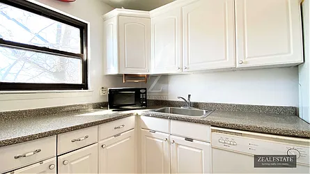 Rented by ZealEstate Group Inc