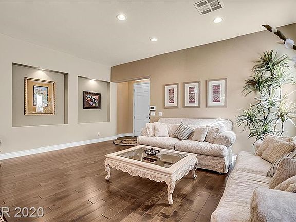 4th image of 9705 Royal Lamb Dr