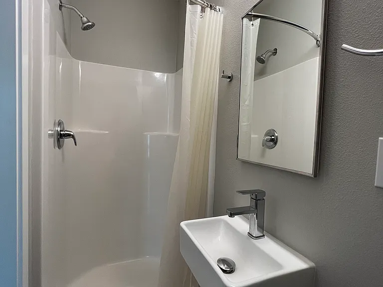 4029 Rainier Ave — Photo 45