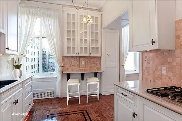 Sold by Corcoran | media 14