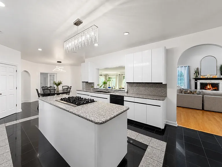 14 Pentwater Dr — Photo 10