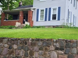 716 W Washington St, Ionia, MI