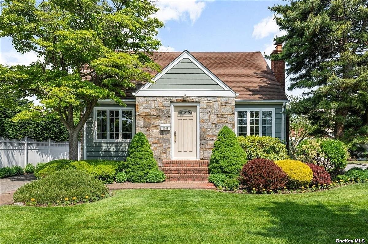 1769 Carlisle Place, Merrick, NY 11566 Zillow
