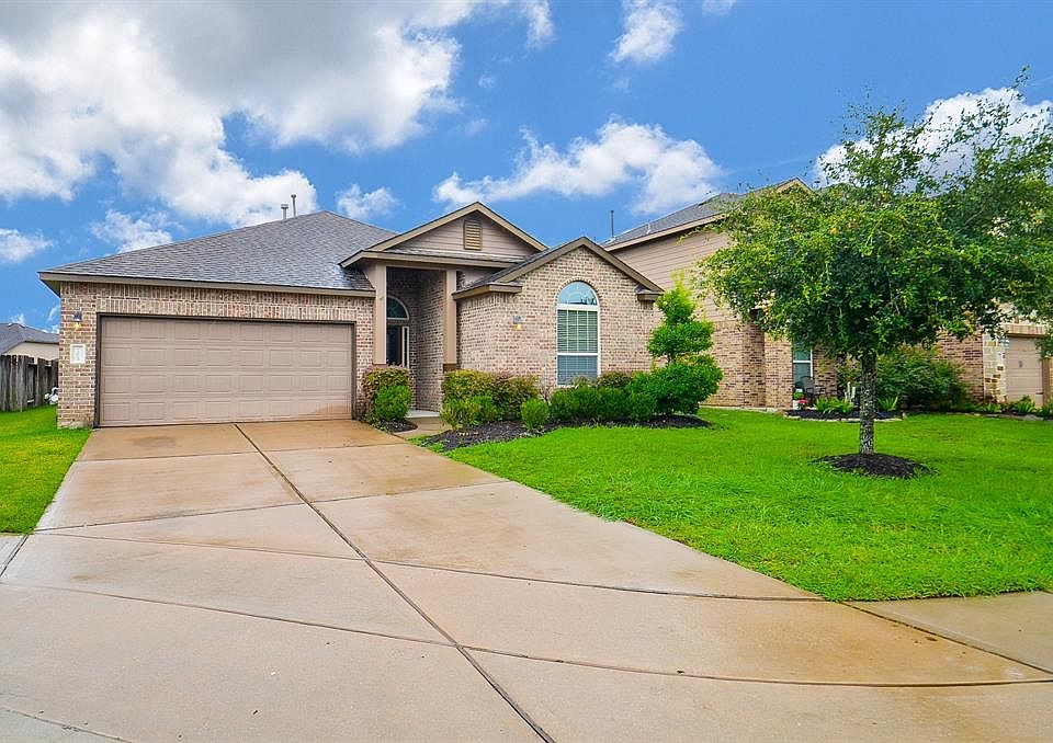 1st image of 11618 Lantana Reach Drive