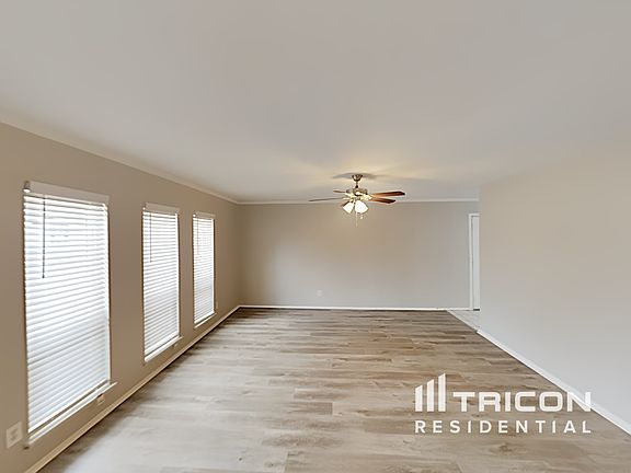 2nd image of 4621 Tarry Dr