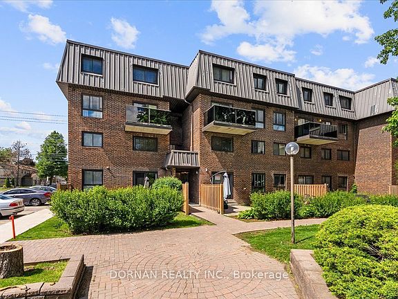 3rd image of 53 Taunton Rd E #86