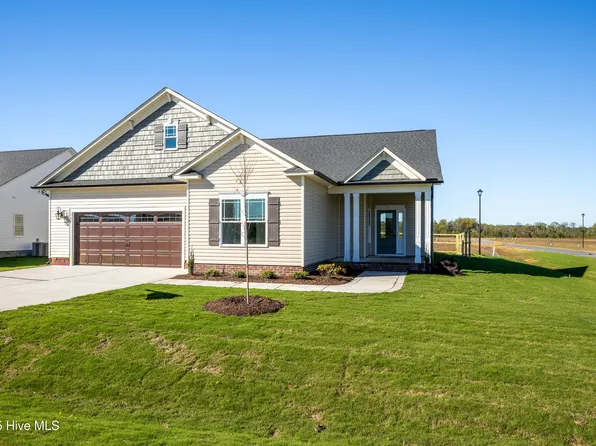 107 Sunny Acres Lane, Clinton, NC 28328