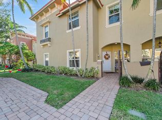 286 Lake Monterey Cir, Boynton Beach, FL 33426