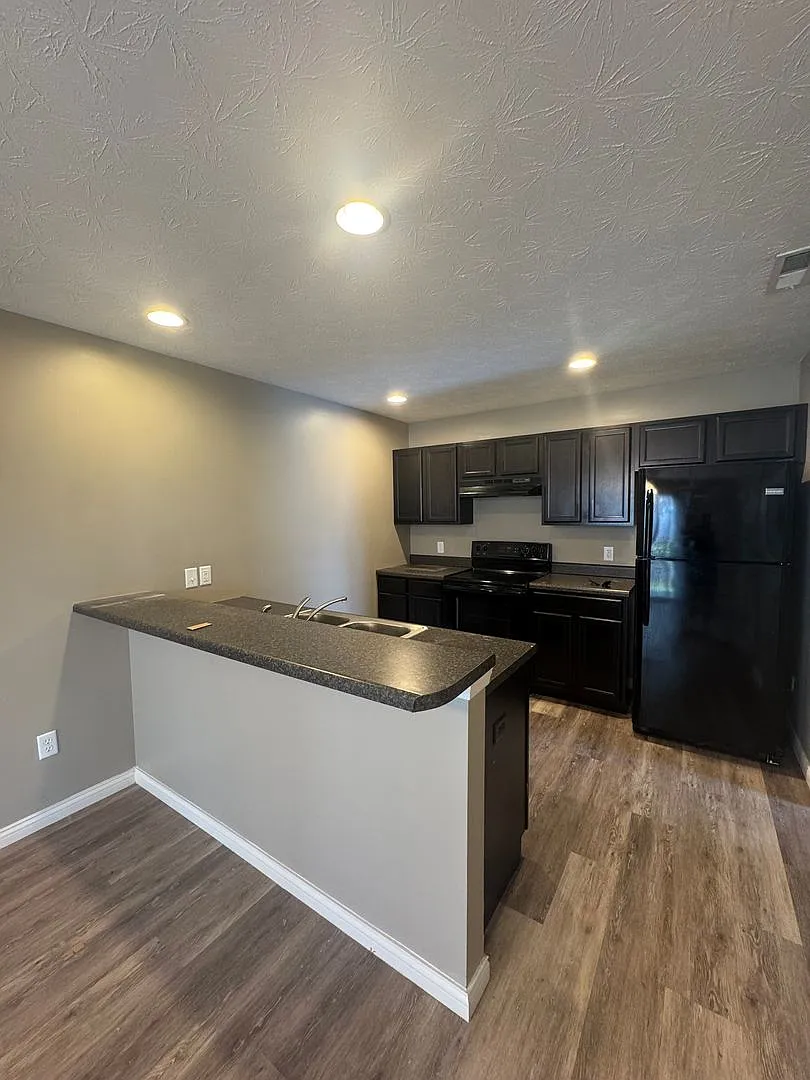 Building Photo - 3980 Abraham Ct