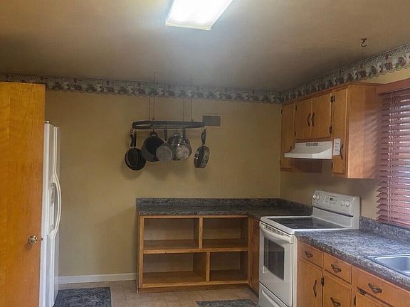 4th image of 2508 Broad Ave