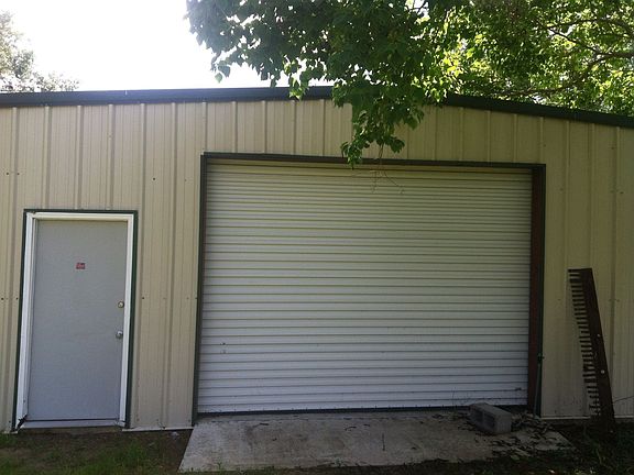 30x30 metal with power,water