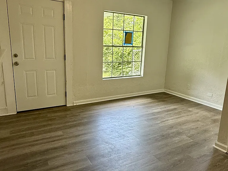 7213 Naples Ave — Photo 3