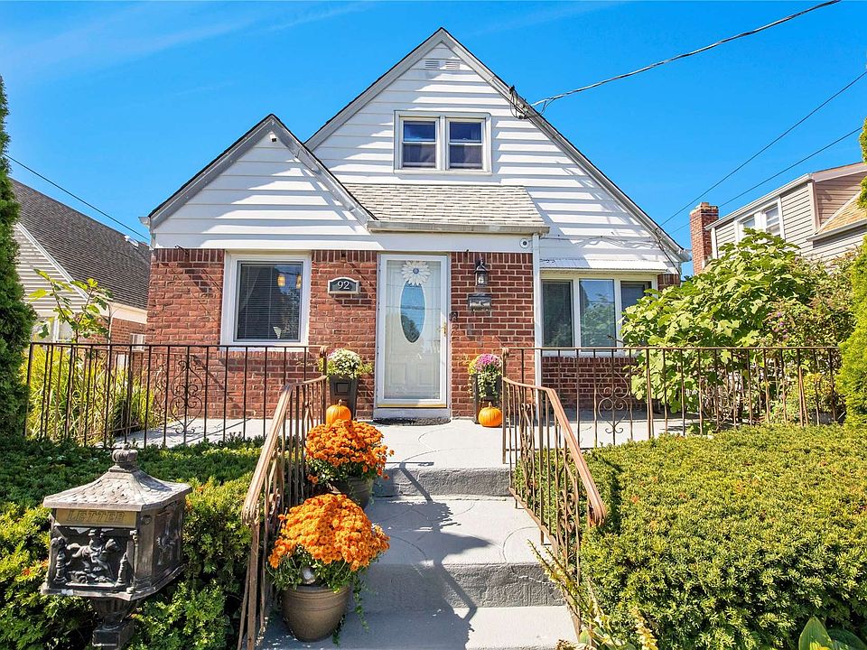 92 East Avenue, Valley Stream, NY 11580 Zillow