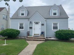 21 Bond Pl, North Arlington, NJ 07031
